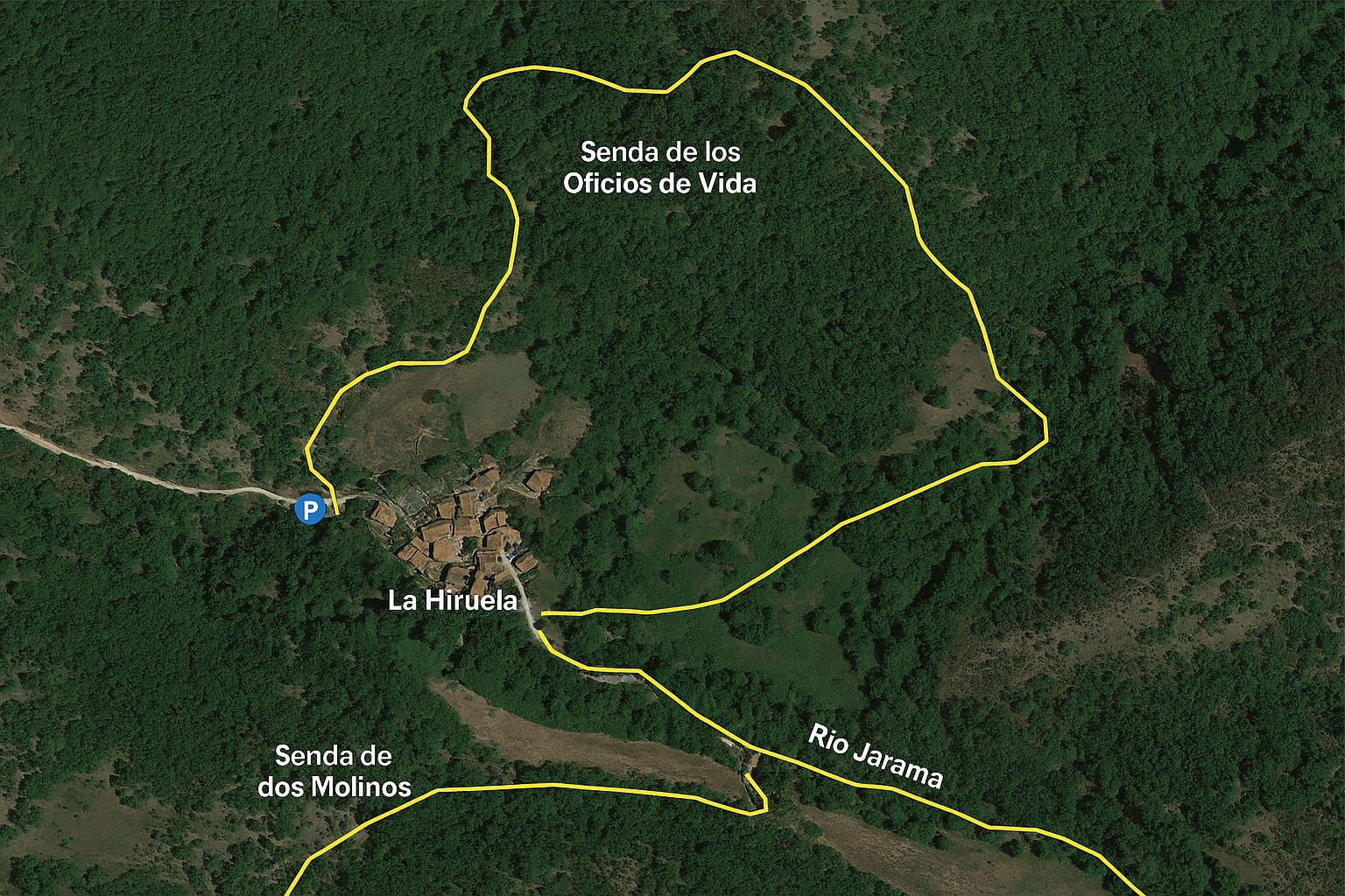Mapa satélite de La Hiruela con rutas y puntos de interés Mapa satélite de La Hiruela, Madrid, con rutas de senderismo, puntos turísticos y zonas de aparcamiento señalizadas